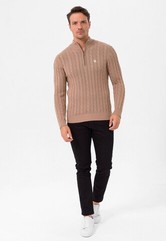 Jimmy Sanders Sweater in Beige