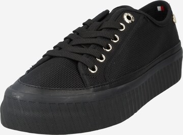 TOMMY HILFIGER Sneakers laag in Zwart: voorkant