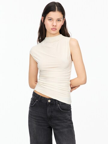Pull&Bear Póló - bézs: elől