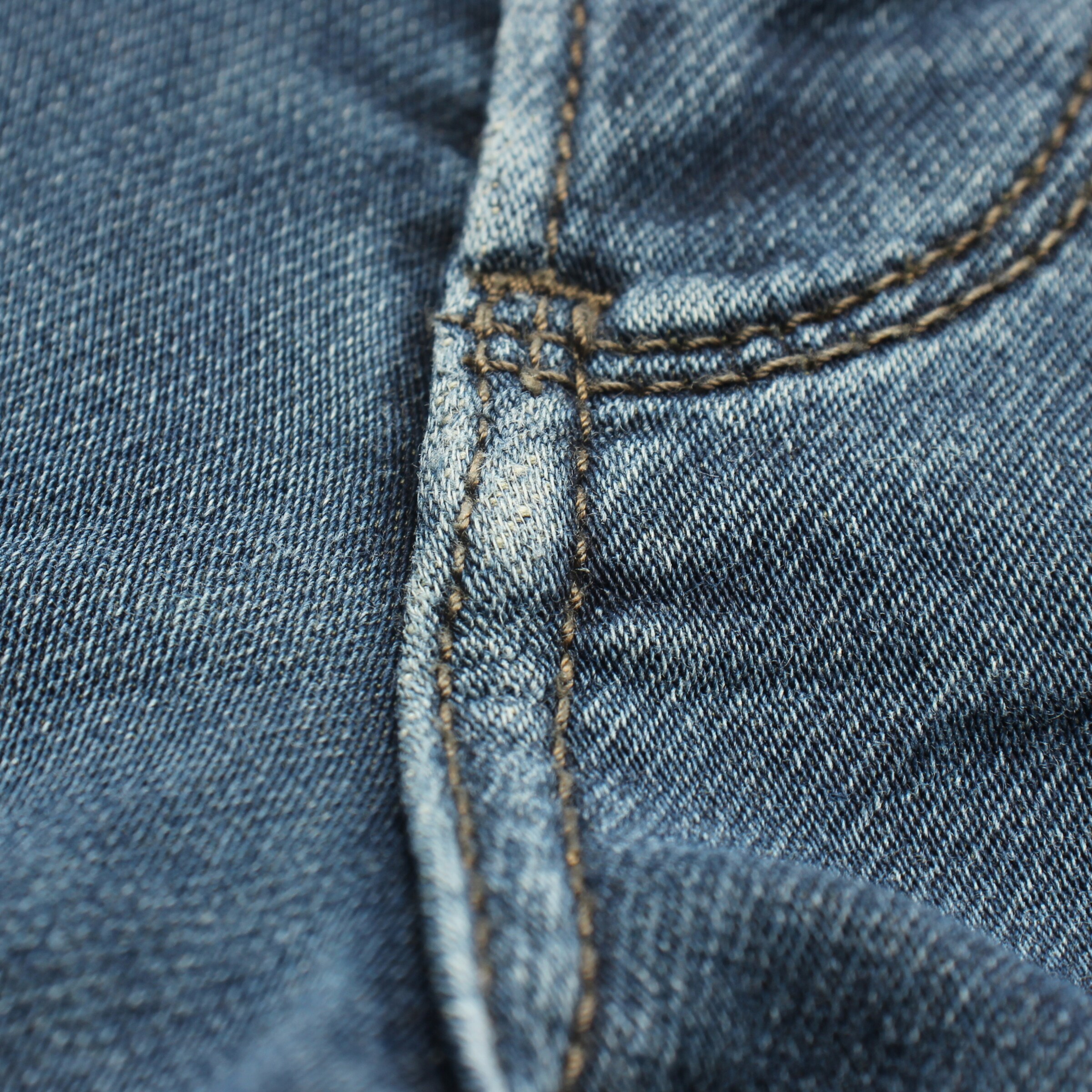 ARMANI Jeans 33 in Blau