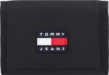 Tommy Jeans Wallet in Black: front