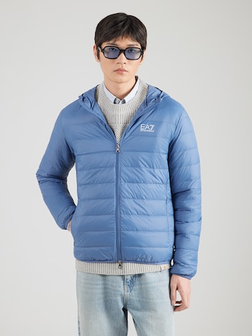 Geacă de primăvară-toamnă de la EA7 Emporio Armani pe albastru: față