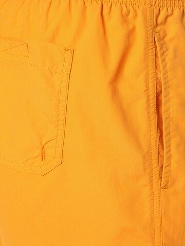 GANT Badeshorts in Orange