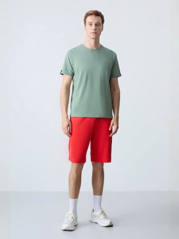 Regular Pantalon Tommy Life en rouge