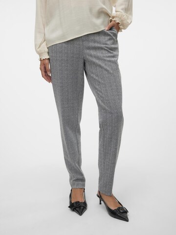 VERO MODA Regular Broek 'SILVA' in Grijs
