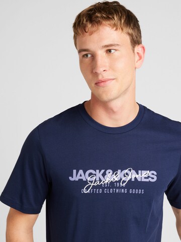Tricou 'JJALVIS' de la JACK & JONES pe albastru