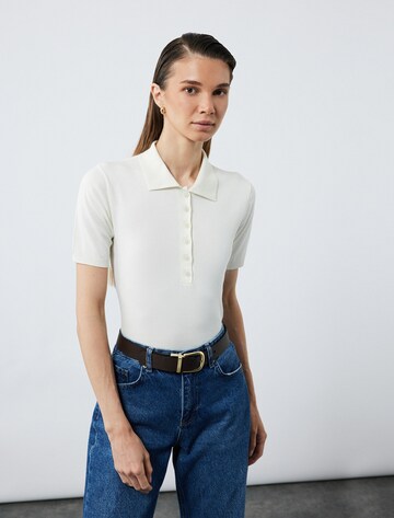 Koton Sweater in White: front