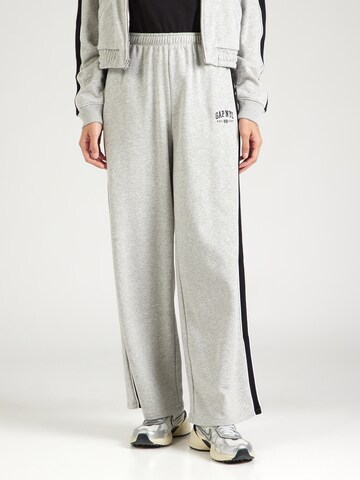 Wide leg Pantaloni de la GAP pe gri: față
