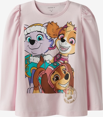 mišri NAME IT Marškinėliai 'NMFNAJA PAW': priekis