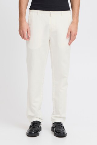 regular Pantaloni chino 'CFPANDRUP' di Casual Friday in bianco: frontale