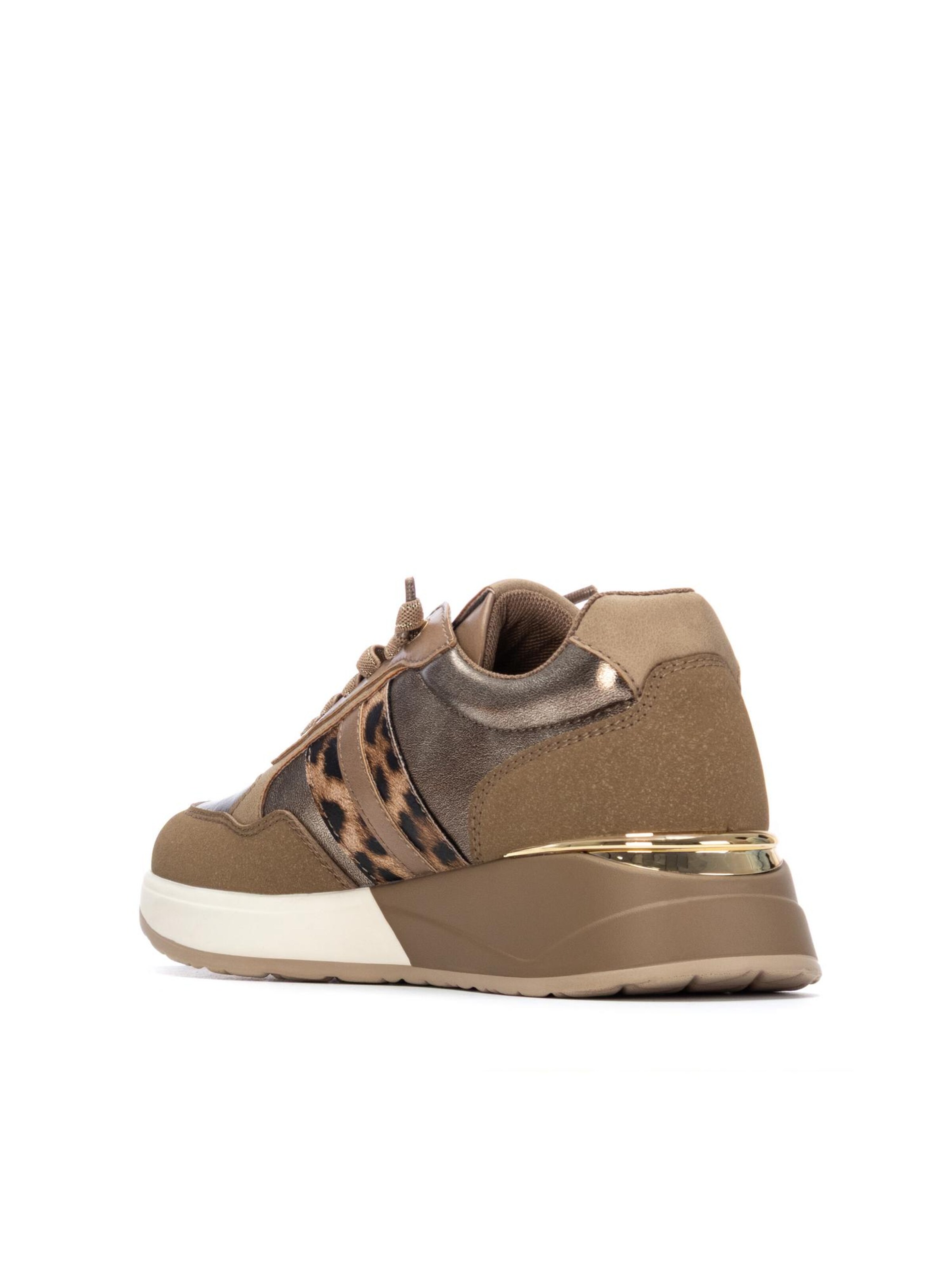 Chaussure de sport '14467202' Xti en gris