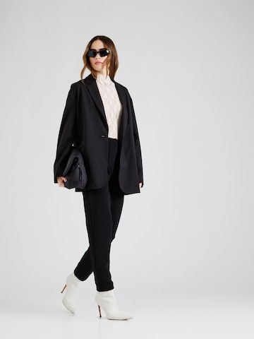 regular Pantaloni con pieghe di ABOUT YOU in nero