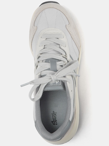Baskets basses Pull&Bear en gris