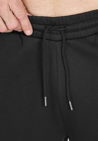 NOU Loosefit Sweatpants in Schwarz