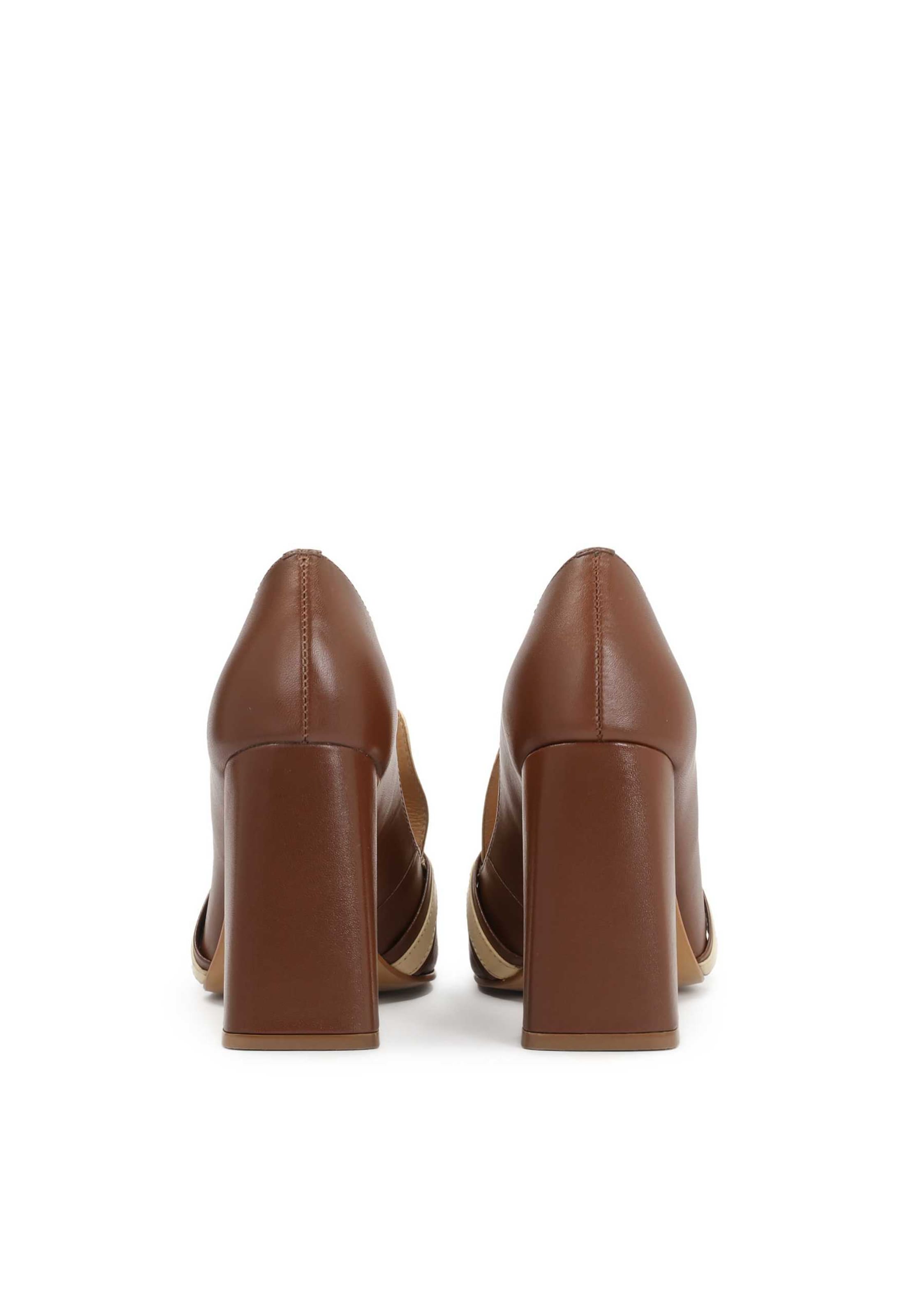 Kazar Pumps in Brown