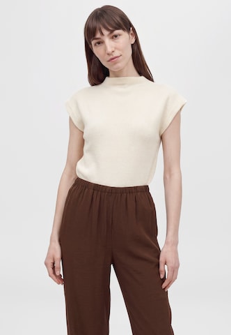 Vero Moda Tall Wide leg Trousers 'VMAMAYA' in Brown: front