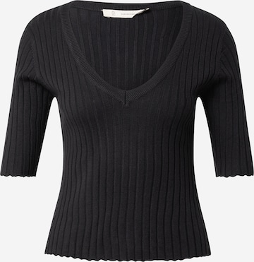 Pull-over 'Tana' Peppercorn en noir : devant