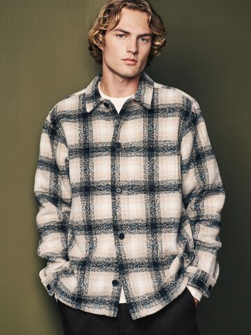 Next Regular fit Ing - bézs