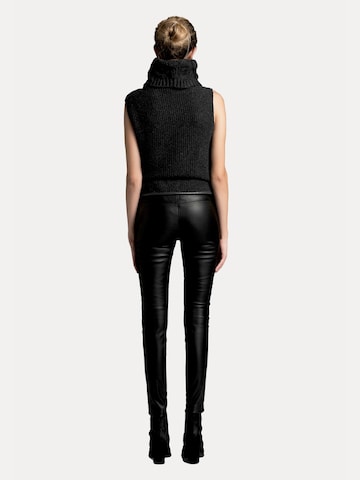 VESPUCCI BY VSP Slim fit Trousers 'Anais' in Black