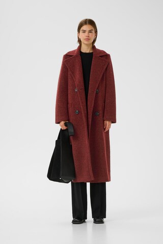 InWear Between-seasons coat 'YumIW DB ' in Red: front