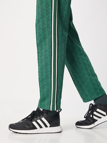 LACOSTE Regular Панталон в зелено