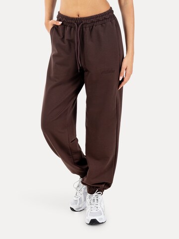 Smilodox Regular Broek in Bruin: voorkant