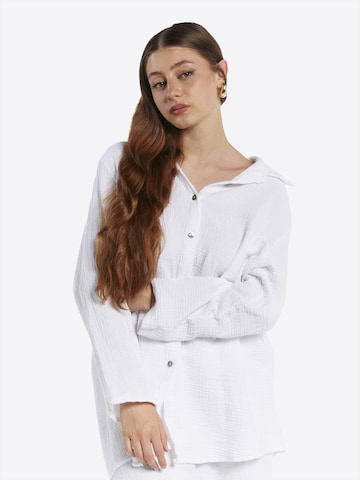 Elara Huispak in Wit