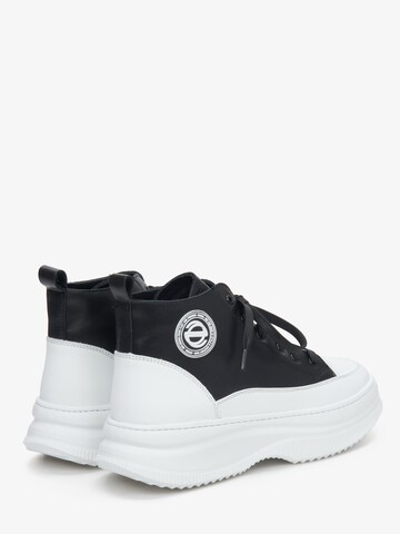 Estro Sneakers hoog '09-2449' in Zwart