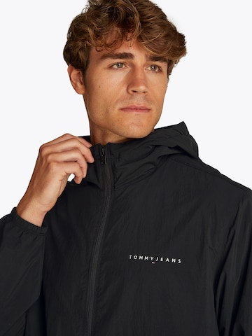 Veste mi-saison Tommy Jeans en noir