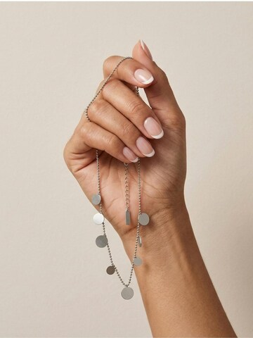 DNSK Copenhagen - Cadena 'NORA Waterproof Silver Stainless Steel Long Necklace – Brushed Finish' en plata