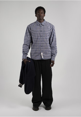 Regular fit Camicia di Prohibited in blu: frontale