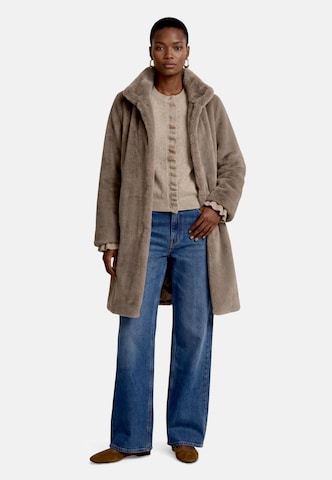 zero Winter Coat in Brown