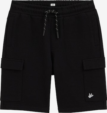 WE Fashion Regular Housut värissä musta: etupuoli