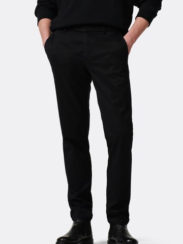 Coupe slim Pantalon chino MMX Germany en noir : devant