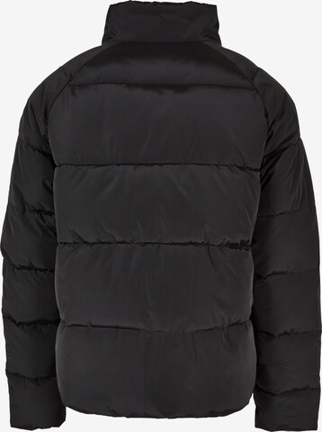 Urban Classics Winter jacket 'Raglan' in Black