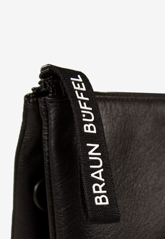 Braun Büffel Shoulder Bag 'Capri' in Black