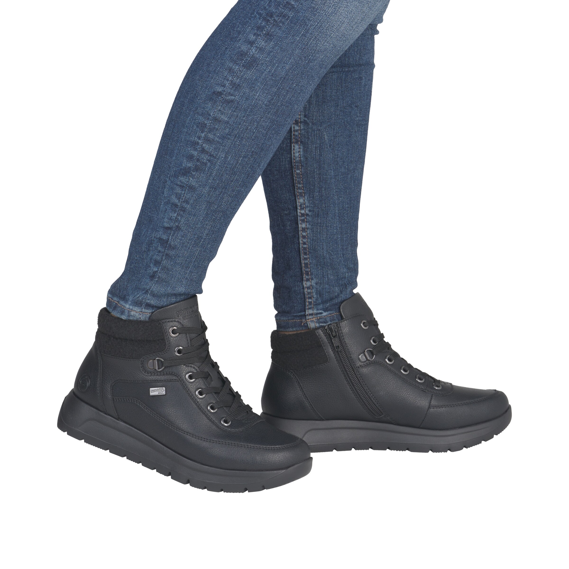 Bottines à lacets REMONTE en noir