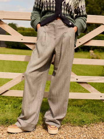 Loosefit Pantalon à pince Next en gris : devant
