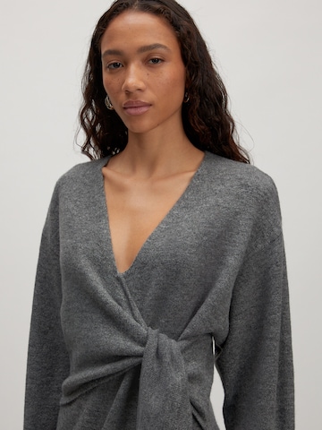 EDITED Dress 'Loran' in Grey