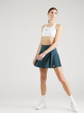 NIKE Athletic Skorts in Green