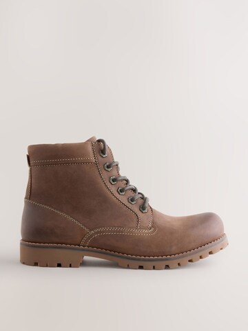 Next - Botas con cordones en marrón