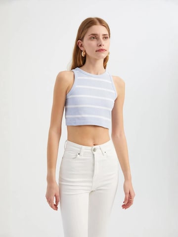 Hiccup Top in Lila: voorkant