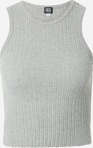 Top di BDG Urban Outfitters in grigio: frontale