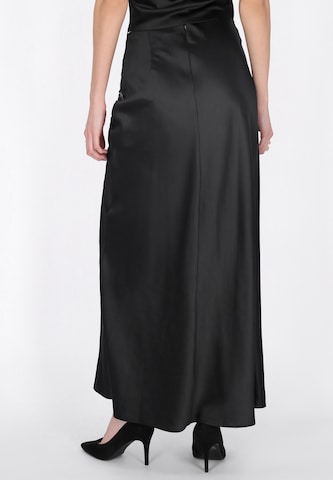 faina - Falda en negro