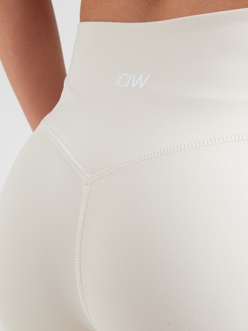 ICANIWILL - Skinny Pantalón deportivo 'Nimble' en gris