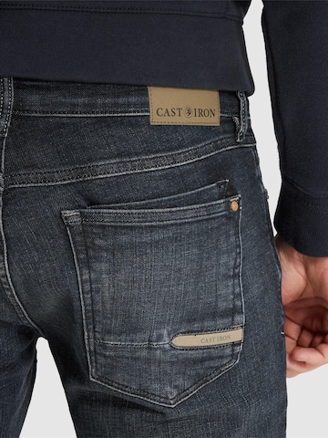 CAST IRON Tapered Farkut 'Shiftback tapered fit jeans' värissä sininen