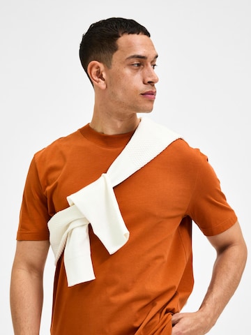 T-Shirt 'Colman' SELECTED HOMME en orange