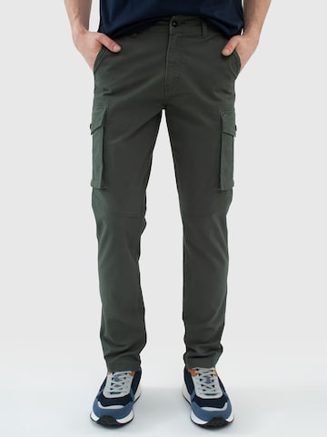 Coupe slim Jeans cargo 'Ian' BIG STAR en vert : devant