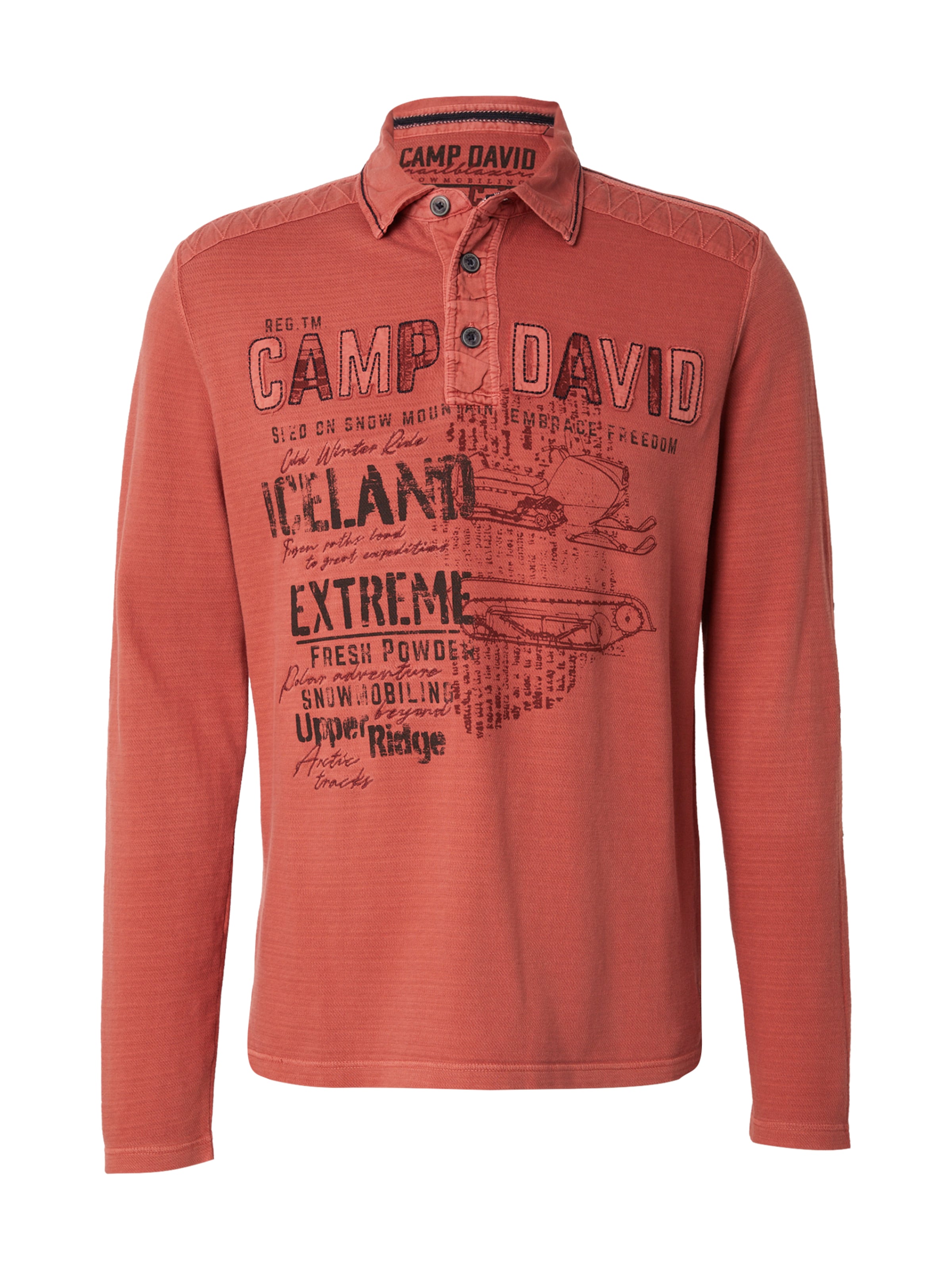 Tricou de la CAMP DAVID pe roșu: față