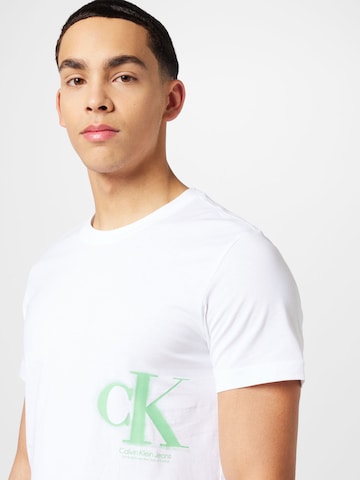 Tricou de la Calvin Klein Jeans pe alb